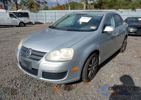 2006 Volkswagen Jetta 2.5 z USA, uszkodzony, nr VIN 3VWSG71K26M794340